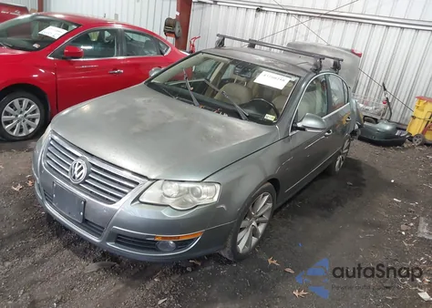 2008 Volkswagen Passat Vr6 из США, поврежденный, VIN WVWCU93C08E122657